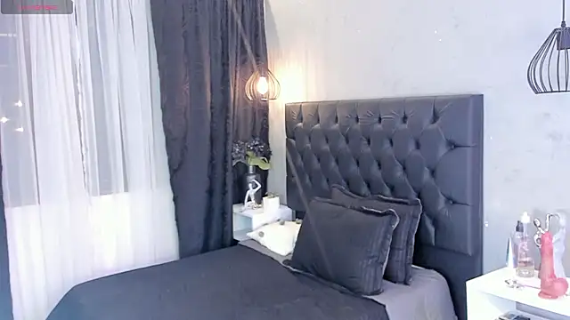 isabella nowa online show from March 2026 11:59:02 AM