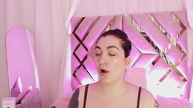 KathiaJenner online show from April 2026 10:36:01 AM