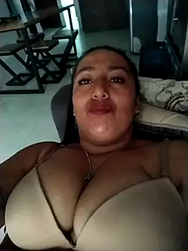 agathaklein online show from February 2026 02:39:01 PM