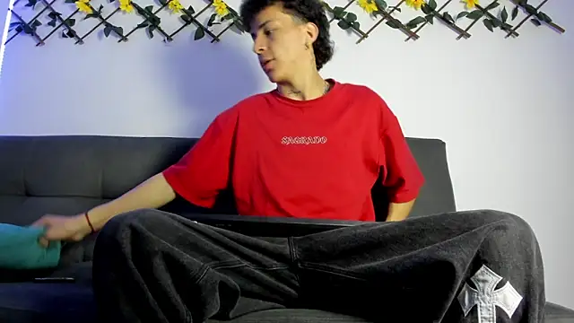 Maxxx bigcockx online show from March 2026 04:19:01 AM