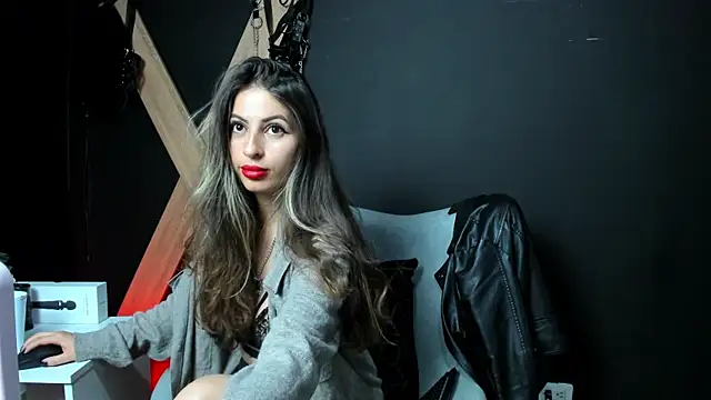 Snapshot of GoddesLeila chatting on May 2026 03:09:02 PM GoddesLeila online show from May 2026 03:09:02 PM