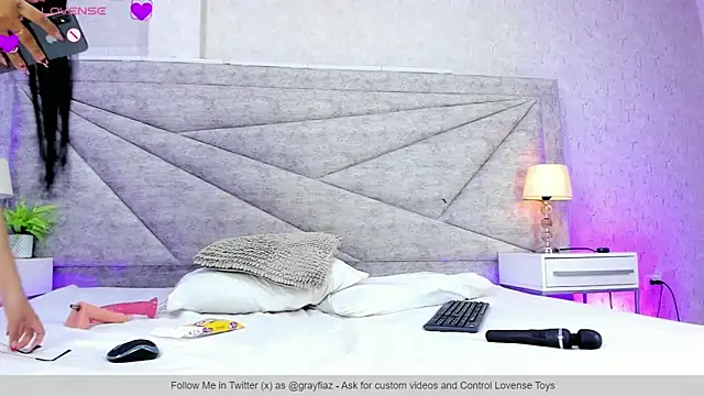 RousSweet- online show from February 2026 09:11:01 PM