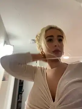 Pink mink21 online show from February 2026 12:26:02 AM