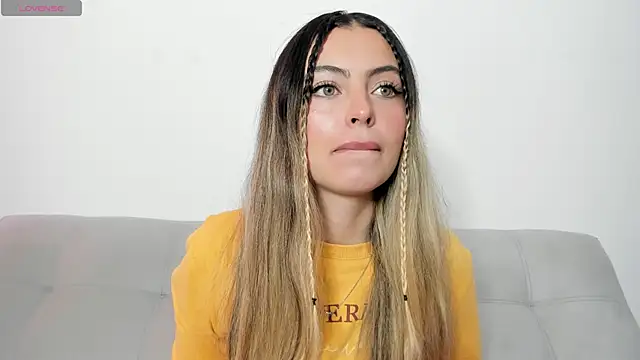 Fernanda aaaa online show from May 2026 03:20:02 PM