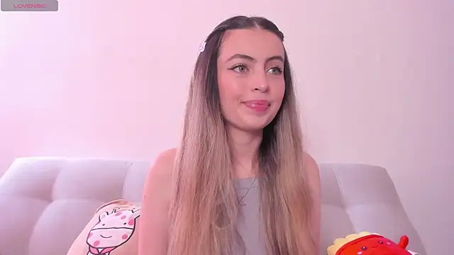 Snapshot of Fernanda_aaaa chatting on July 2026 04:02:01 PM Fernanda aaaa online show from July 2026 04:02:01 PM