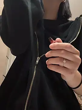 Mia  Honey online show from January 2026 01:04:01 PM