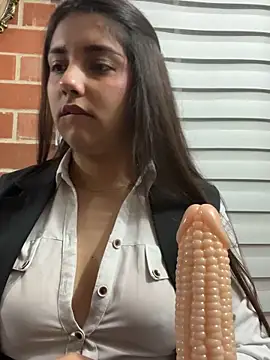 A-uroora online show from March 2026 03:43:02 AM