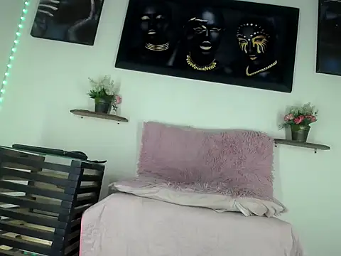 Tatoo Noah online show from March 2026 01:17:02 PM