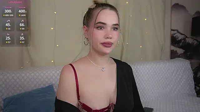 Snapshot of AnitaKiller chatting on May 2026 03:11:01 PM AnitaKiller online show from May 2026 03:11:01 PM