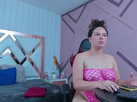 ZamanthaJhones online show from February 2026 07:14:02 PM