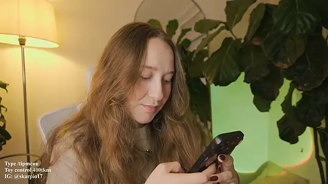 Snapshot of Scarlett_NoirMuse chatting on February 2026 10:46:02 PM Scarlett NoirMuse online show from February 2026 10:46:02 PM