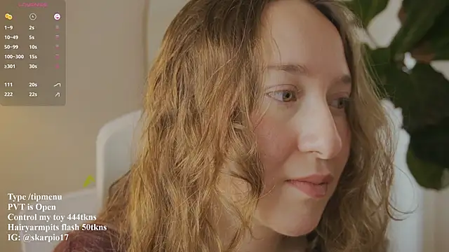 Scarlett NoirMuse online show from April 2026 03:11:01 PM