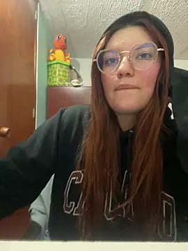 Vixroy7 online show from April 2026 10:46:02 PM