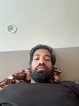 priyansh92924 online show from June 2026 03:22:02 AM
