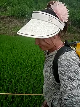 cutebobi online show from April 2026 01:42:02 AM