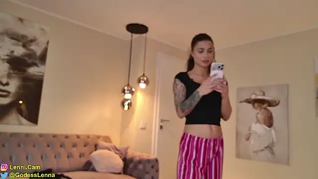 Lenna Godess online show from April 2026 06:41:02 AM