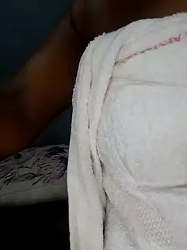 Barbieee1301 online show from April 2026 08:06:01 AM