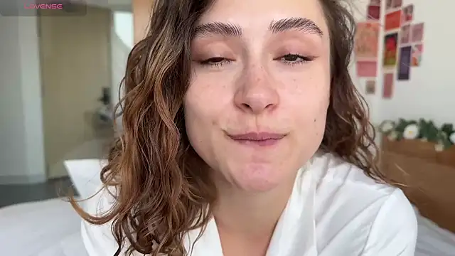 cutiemari online show from April 2026 04:39:01 AM