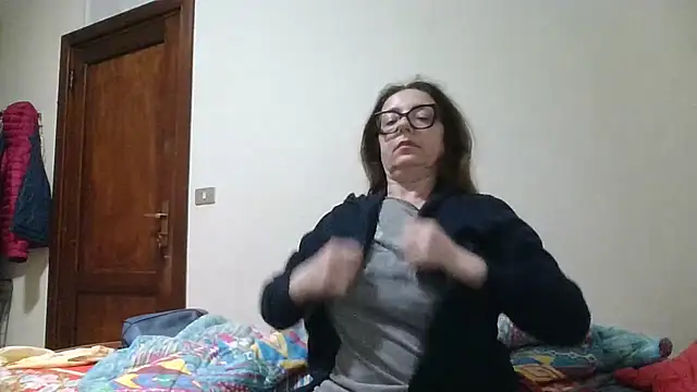 Miasexmilf online show from May 2026 12:07:01 AM