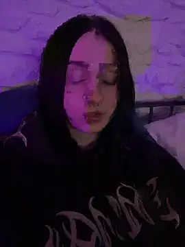 bellaxlauren online show from February 2026 11:54:01 PM