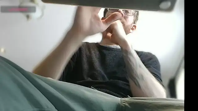 Gingerxl8 online show from February 2026 05:49:02 PM