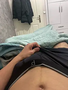 batuhanreal online show from April 2026 08:33:02 PM