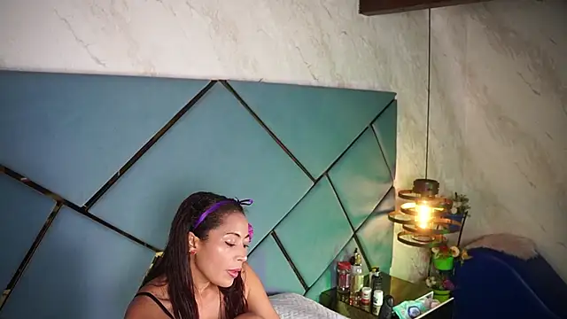 karol sm online show from April 2026 03:00:01 AM