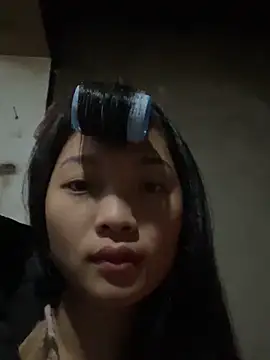 Lyn-be99 online show from February 2026 01:15:01 AM