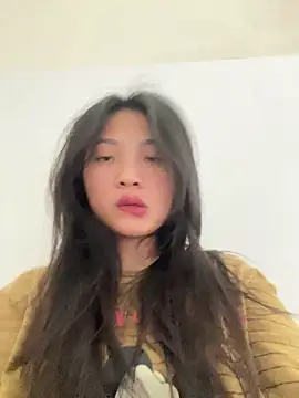 Lyn-be99 online show from February 2026 06:20:02 AM