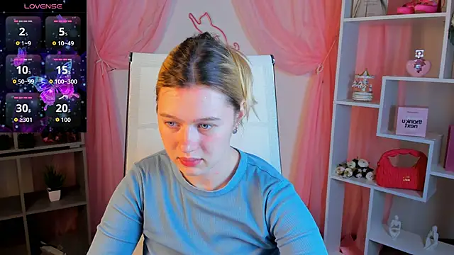 CelestineMauriac online show from June 2026 07:36:01 PM