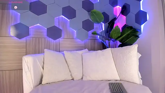 KatyaKozlov online show from May 2026 07:56:02 PM