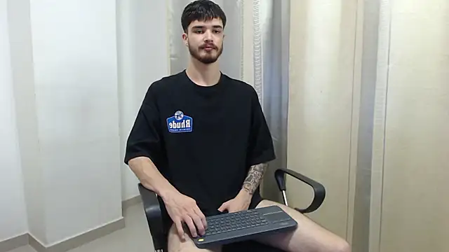 Snapshot of joseh0se chatting on February 2026 05:16:02 AM joseh0se online show from February 2026 05:16:02 AM