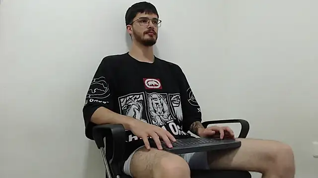 Snapshot of joseh0se chatting on March 2026 01:07:02 AM joseh0se online show from March 2026 01:07:02 AM