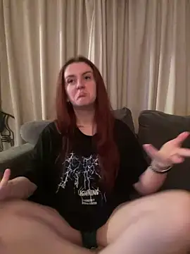 PoppySlut6999 online show from February 2026 09:48:02 PM