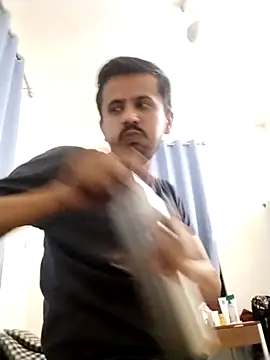 manishk0 online show from April 2026 07:05:02 PM