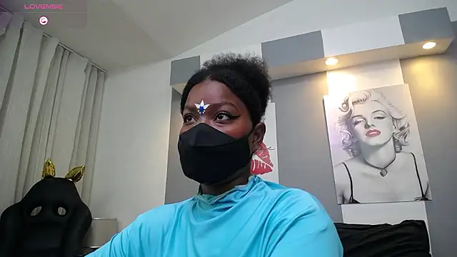 Snapshot of kavya_suri_ chatting on February 2026 06:57:01 PM kavya suri online show from February 2026 06:57:01 PM