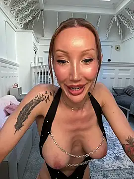 Allana29 online show from June 2026 07:37:01 PM