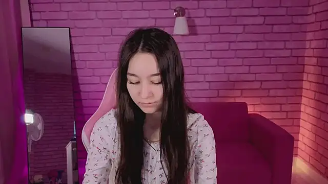 Nicole Brownie online show from February 2026 08:33:02 AM