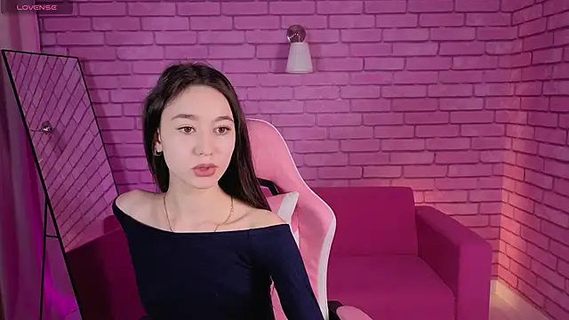 Nicole Brownie online show from March 2026 12:49:01 AM