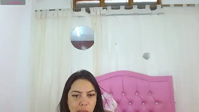 Steixy cute online show from April 2026 07:38:02 PM