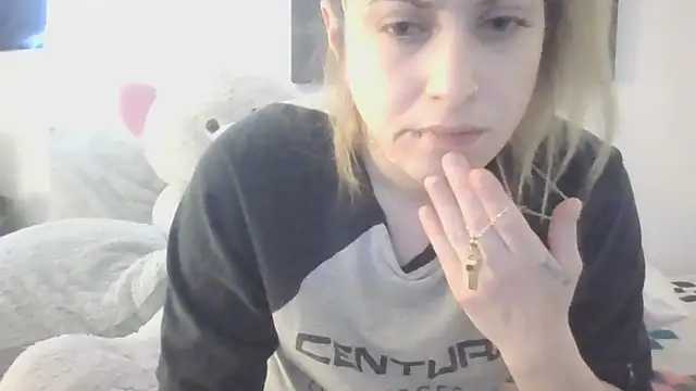 SpicyNatashaXO online show from February 2026 04:33:01 PM