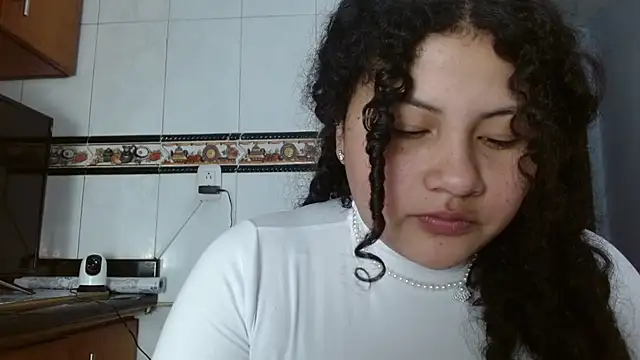 Baby dirt online show from February 2026 04:38:02 PM