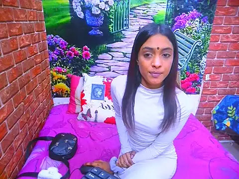 Snapshot of IndianPretty14u2Luv chatting on June 2026 05:10:01 AM IndianPretty14u2Luv online show from June 2026 05:10:01 AM