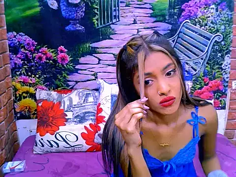 Snapshot of IndianPretty14u2Luv chatting on July 2026 07:35:01 AM IndianPretty14u2Luv online show from July 2026 07:35:01 AM