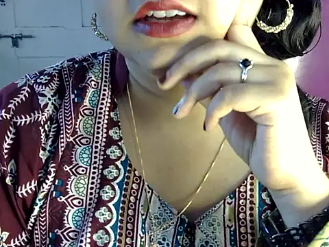 Snapshot of Cute_Aliyaa chatting on July 2026 12:47:01 PM Cute Aliyaa online show from July 2026 12:47:01 PM