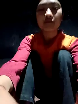 Snapshot of Hoa-tuylip chatting on March 2026 11:11:01 PM Hoa-tuylip online show from March 2026 11:11:01 PM