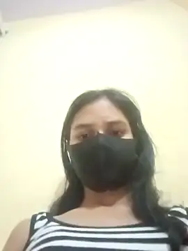 Mahira-- online show from April 2026 03:35:02 PM