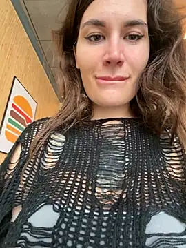 Snapshot of TattooGirlAlia chatting on October 2025 07:29:01 AM TattooGirlAlia online show from October 2025 07:29:01 AM