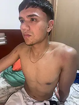 CreamKingg online show from February 2026 05:13:02 AM