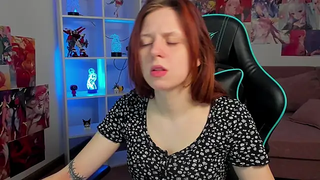 FreyaVey online show from March 2026 05:14:02 AM